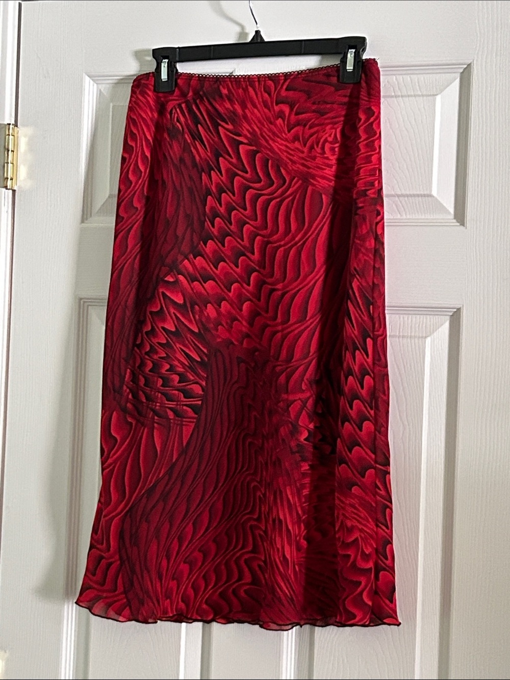 La Belle Red Swirl-Pattern Midi Skirt
